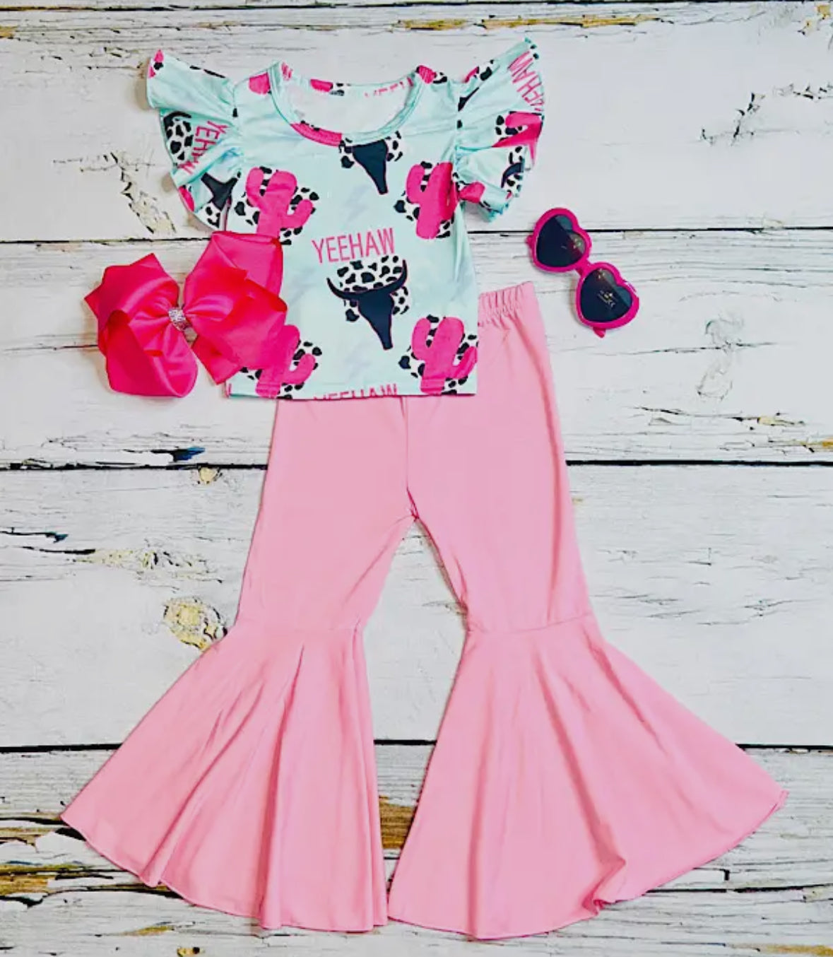 Yeehaw Cactus & Bull Skull Set